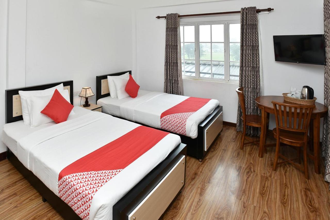 Oyo 430 The Turf Villa นูวาราเอลิยา ภายนอก รูปภาพ