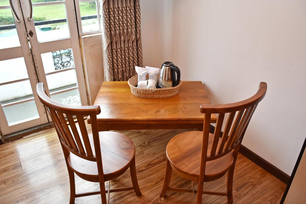 Oyo 430 The Turf Villa นูวาราเอลิยา ภายนอก รูปภาพ